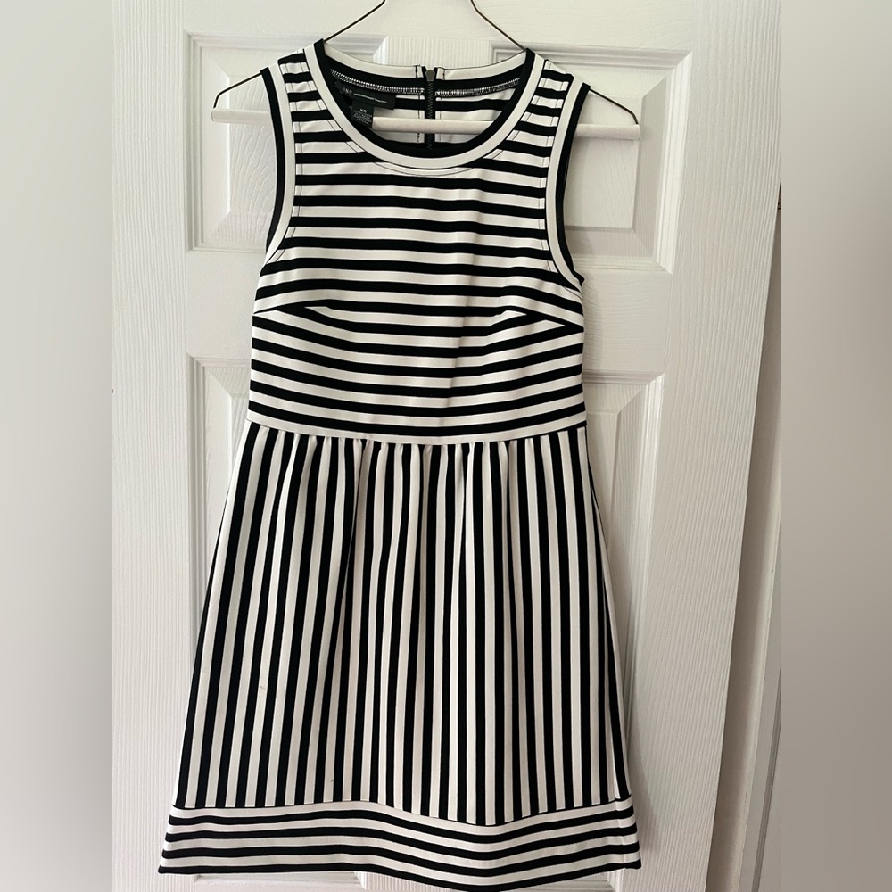 INC International Concepts Black and White Dress